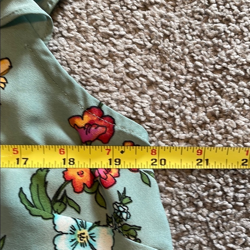 Twine & String Ruffled Sage Green Floral Flutter Sleeve Blouse | XL JRS - Picture 9 of 9